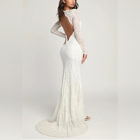NEW Lulu's Lace Wedding Dress - Picture 2 of 16